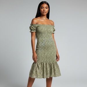 Women’s Sage Green Floral Smocked Off-Shoulder Ruffle Hem Midi Dress